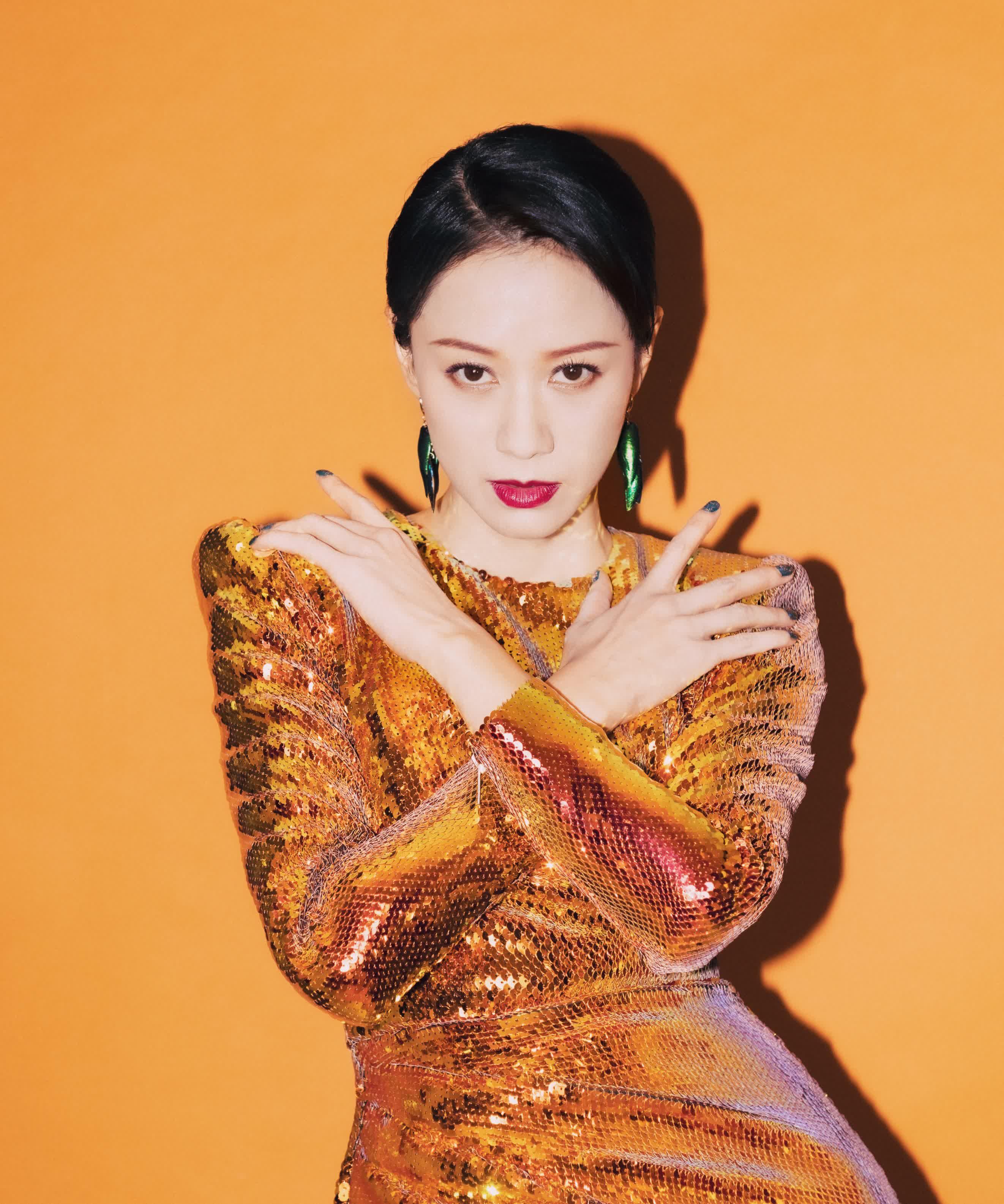 详细阅读:女王归来(娱乐圈之女王归来) 女王归来(娱乐圈之女王归来)